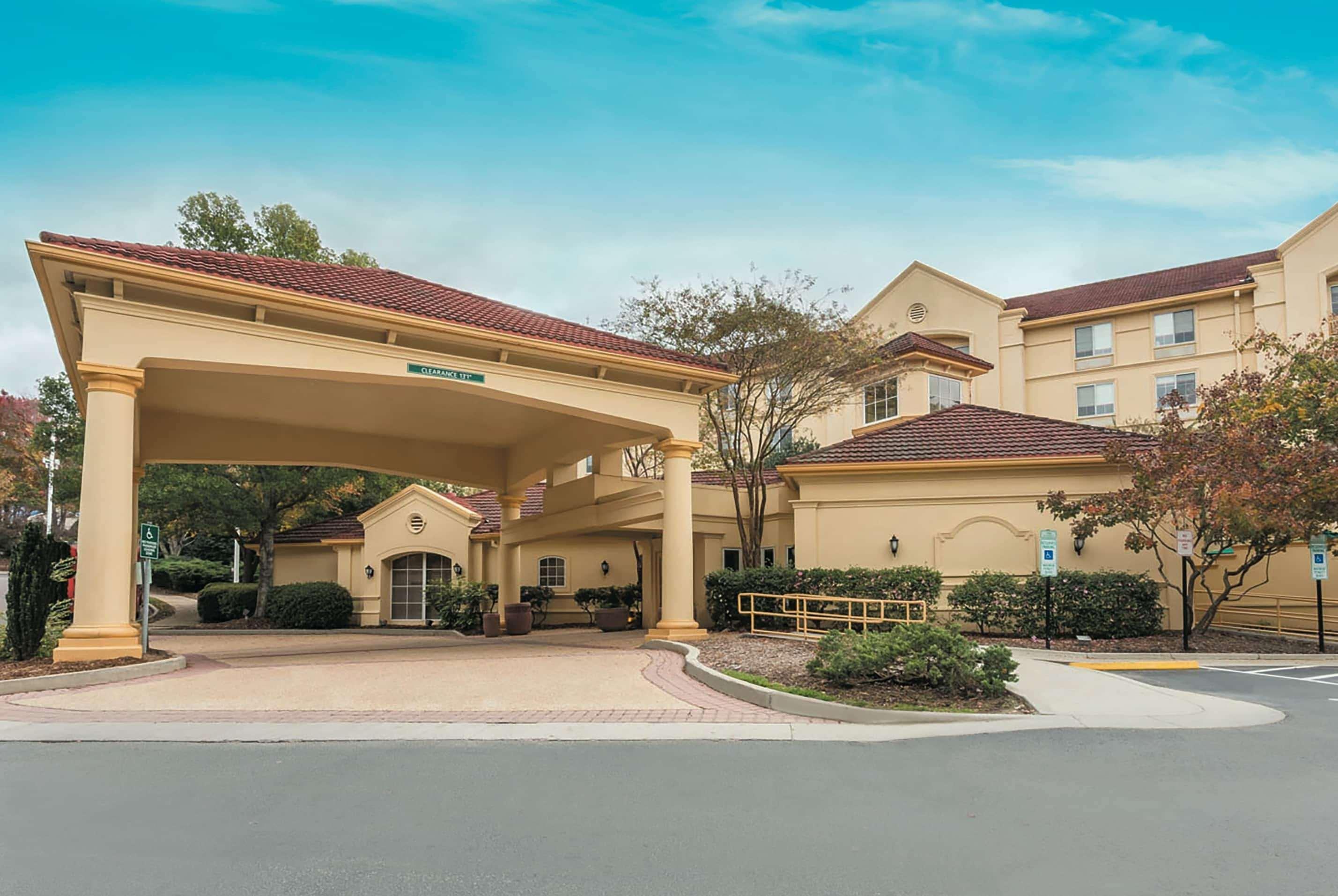La Quinta By Wyndham Raleigh/Durham Southpoint Hotel Екстериор снимка