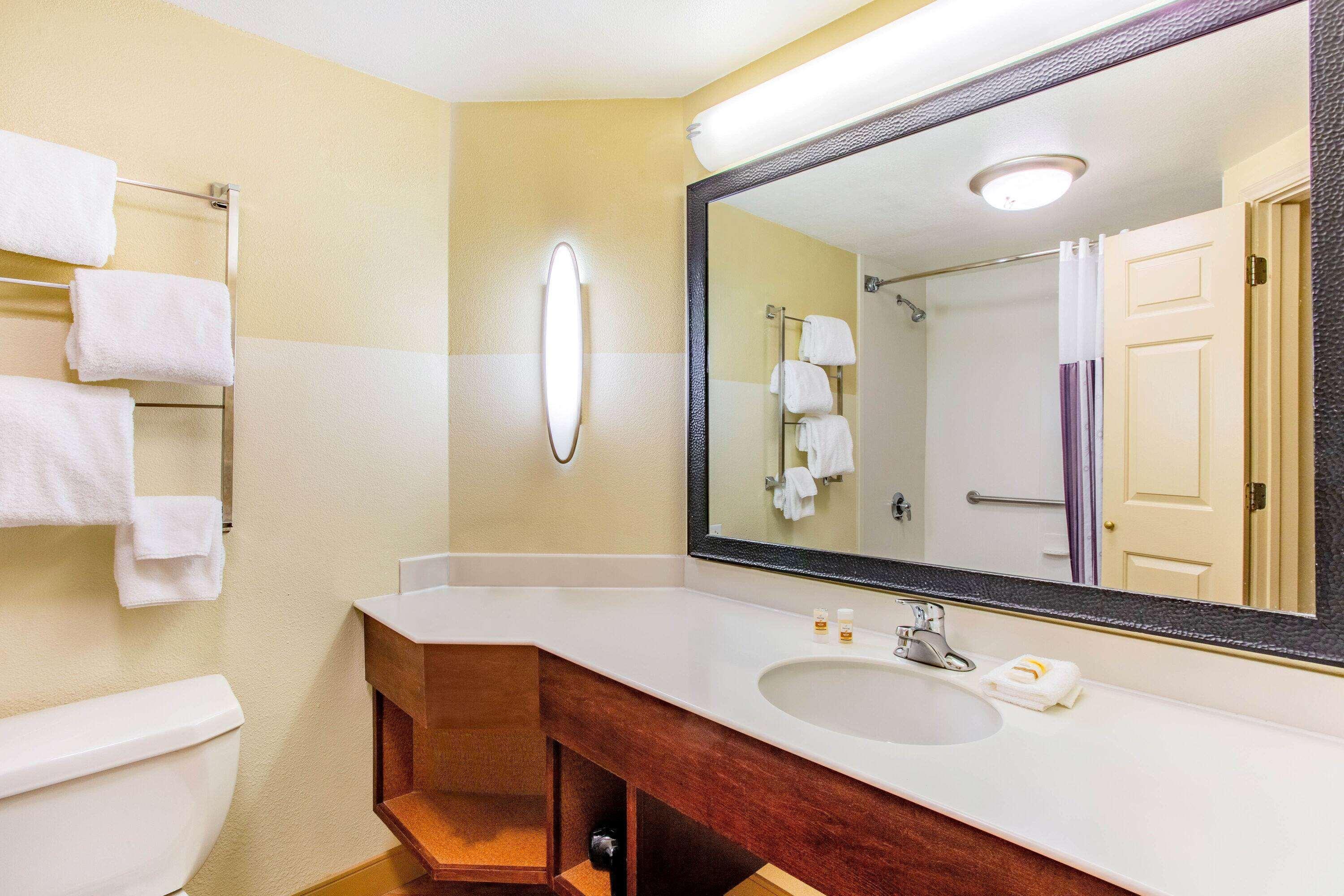 La Quinta By Wyndham Raleigh/Durham Southpoint Hotel Екстериор снимка