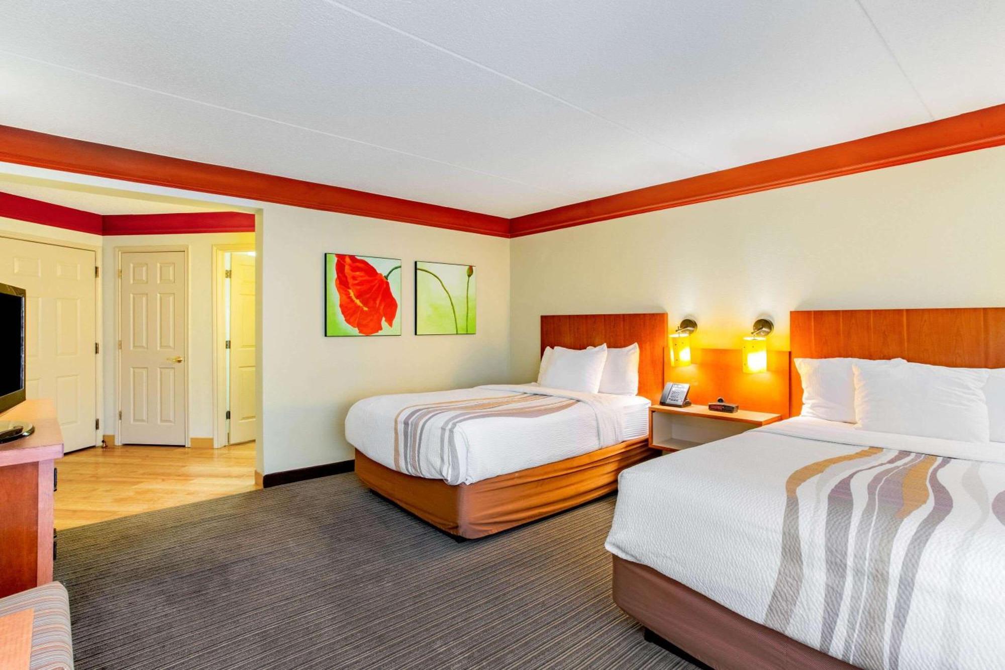 La Quinta By Wyndham Raleigh/Durham Southpoint Hotel Екстериор снимка